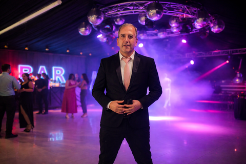 Andrés Vilches Animador de Eventos